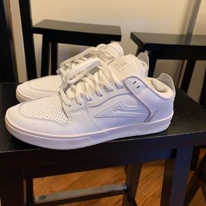 Lakai Telford lows white